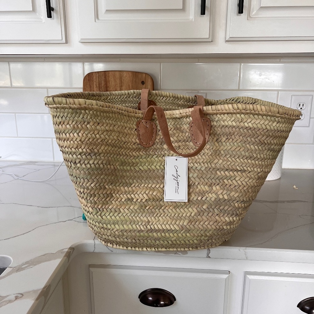 Carly Jean Los Angeles Provence Basket